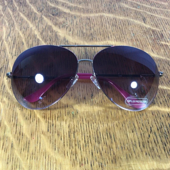 Silver Frame Pink Aviator Sunglasses - Picture 4 of 4